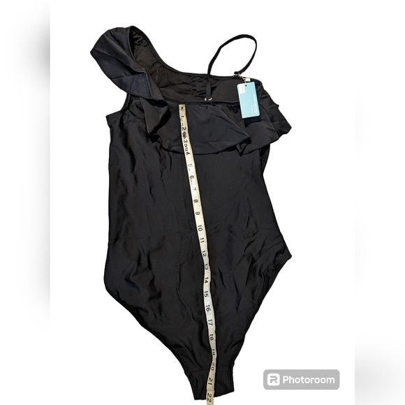 NWT Summer Mae Maternity Black One Piece Swimwear Ruffle One Shouder Size Med - Picture 3 of 7